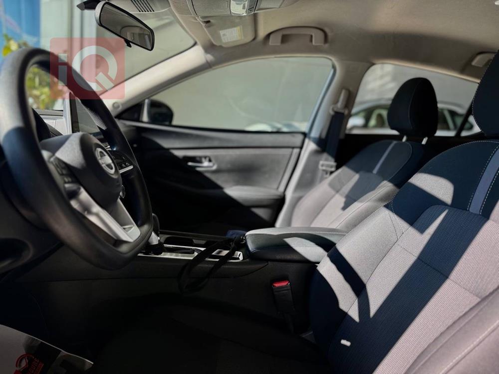 نيسان سنترا